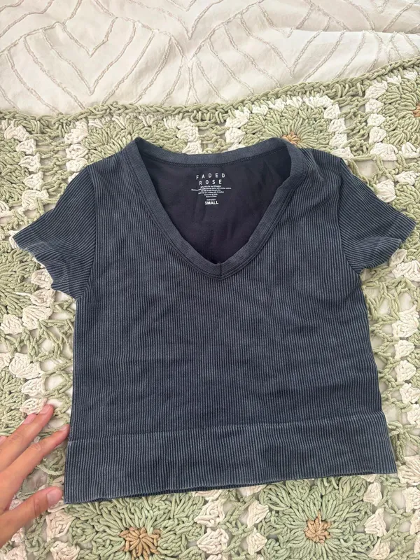 Grey V Neck T Shirt Gray - Image 3