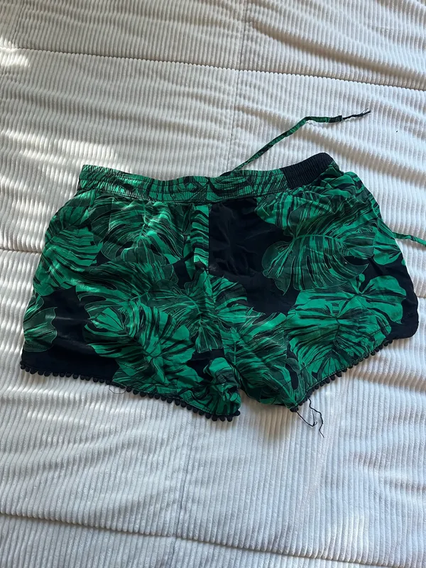 shorts  - Image 2