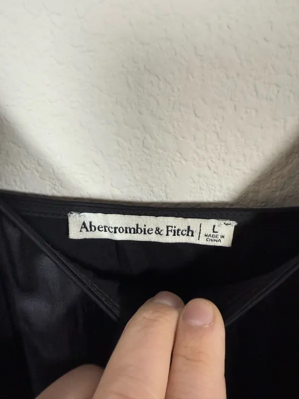 Abercrombie Black Satin Slip Midi Dress Scoop Neck Side Slit Size L - Image 10