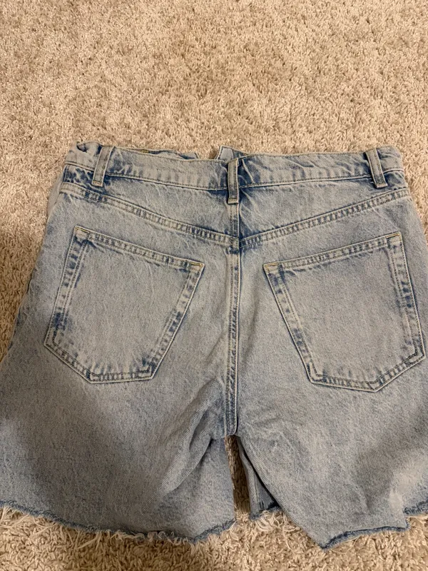 Reformation shorts - Image 5