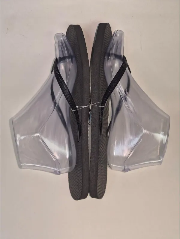 Black Flip Flop Sandals - Size M Men New with Tag - Image 2