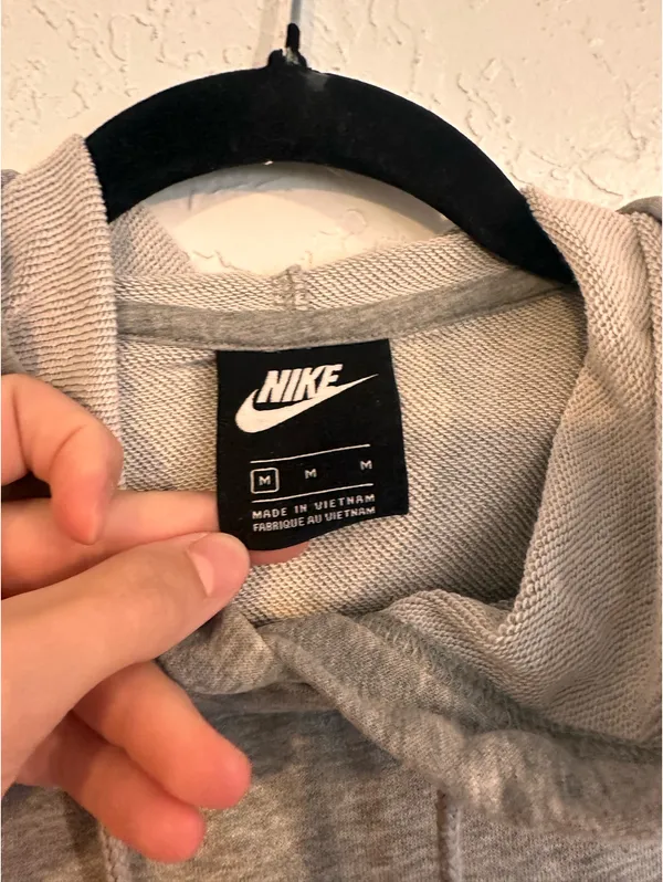 Nike Sweatshirt - Image 3