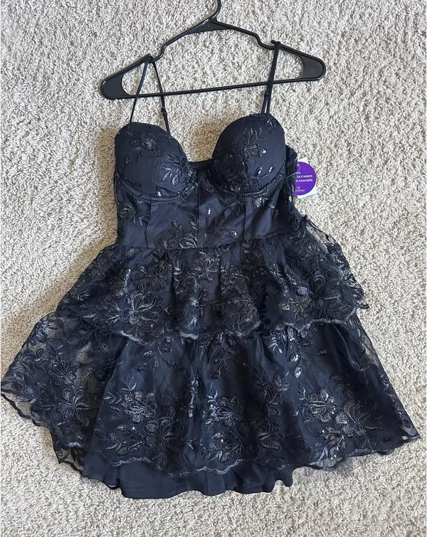 Windsor Black Homecoming Dress - Image 3