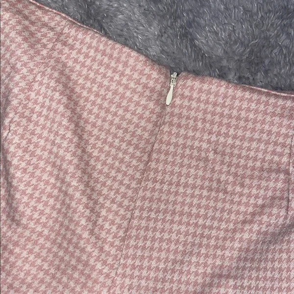 Altar'd State Pink Houndstooth Skort with Button Accents Preppy Style Size M - Image 5