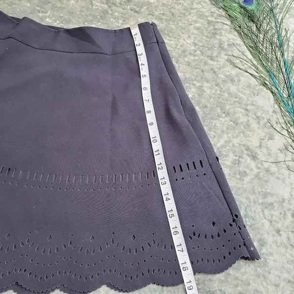 Loft Laser‎ Cut Black Skirt - Image 6