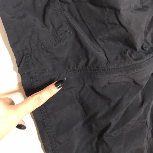 The‎ North face ladies nylon convertible pants size 8 - Image 11
