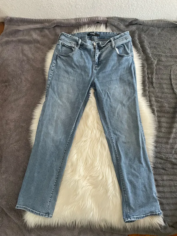 Hudson Women's Mid-Rise Slim Straight Leg Jeans - Image 8