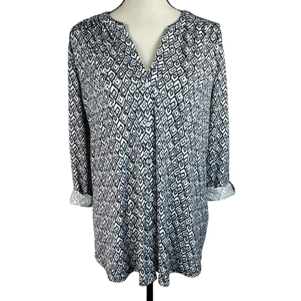 Roz & Ali Large Top Geometric Button-Up Stretch Long Roll-Tab Sleeves V-Neck - Image 2