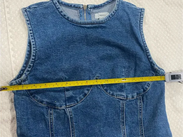 Forever 21 Blue Denim Dress with Zipper Detail - Image 5