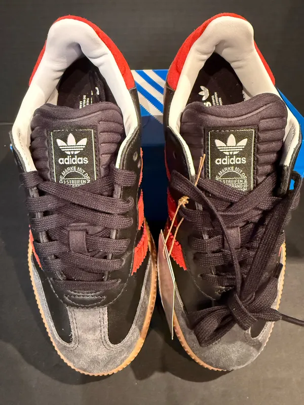 Adidas Sambae XLG size 5W/4Y - Image 3