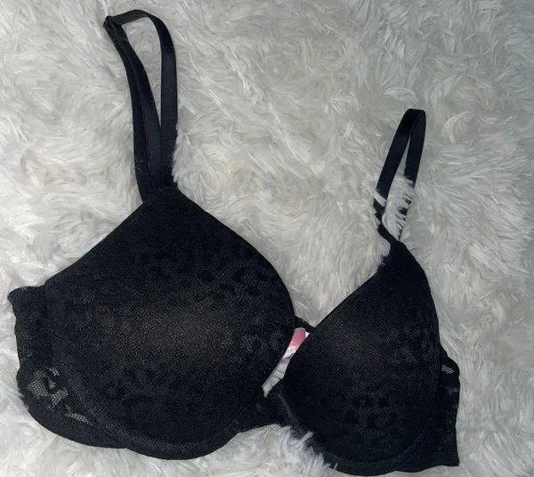 Pink VS: Black Lace Push-Up bra - Image 2