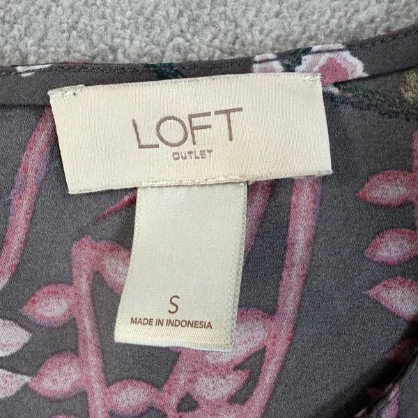 LOFT Outlet Women's Small Sheer Charcoal Pink Floral Long Sleeve Blouse Top - Image 8
