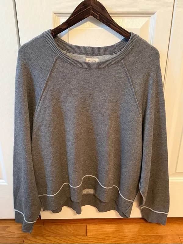 Anthropologie Pilcro Oaklyn Cozy Crewneck in Gray - Image 2