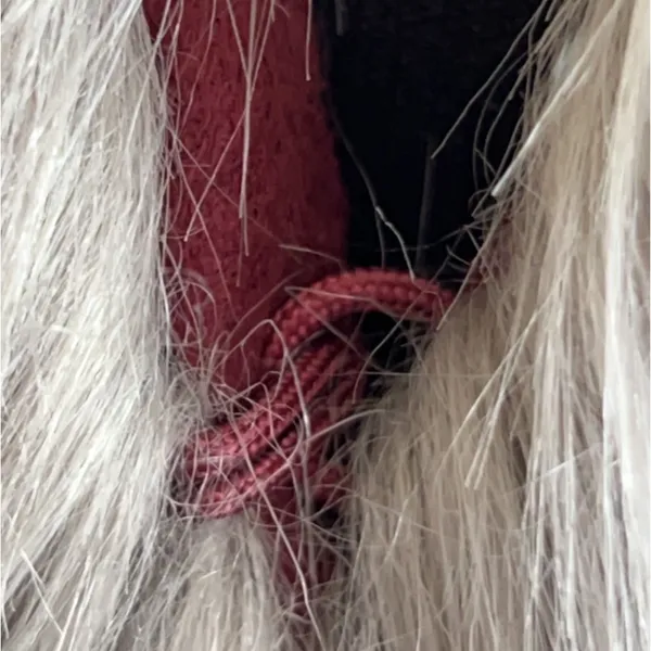 Lisa Rinna Collection Faux Fur Ombré Vest Size Medium. Silver/ maroon - Image 9