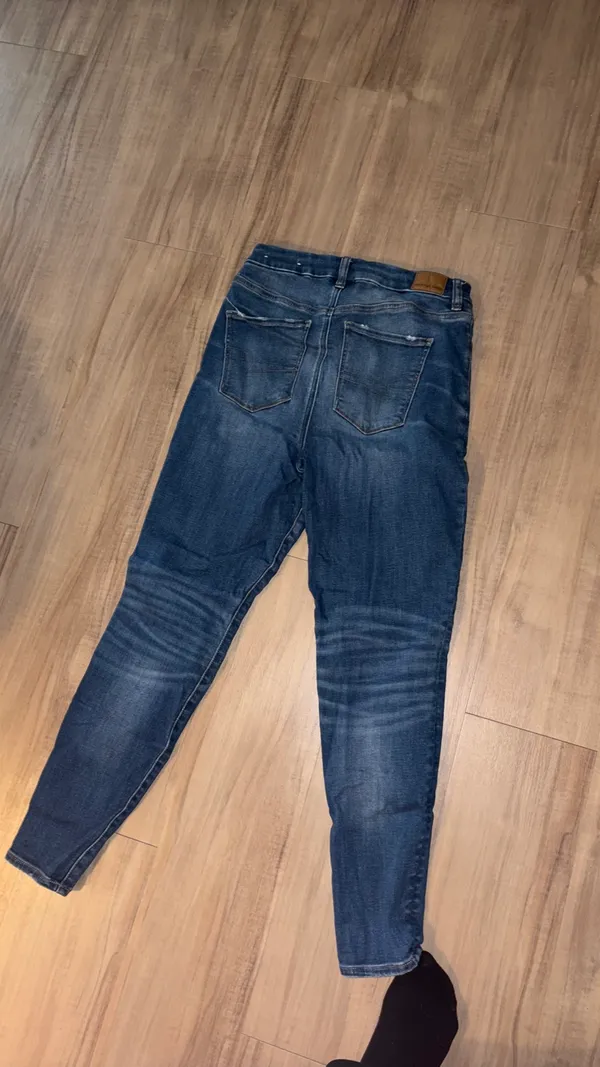 Next Level Stretch American Eagle Jeans - Image 2