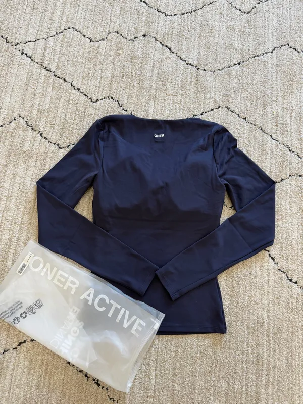 Oner Active SOFTMOTION™ SCOOP NECK LONG SLEEVE TOP S - Image 3