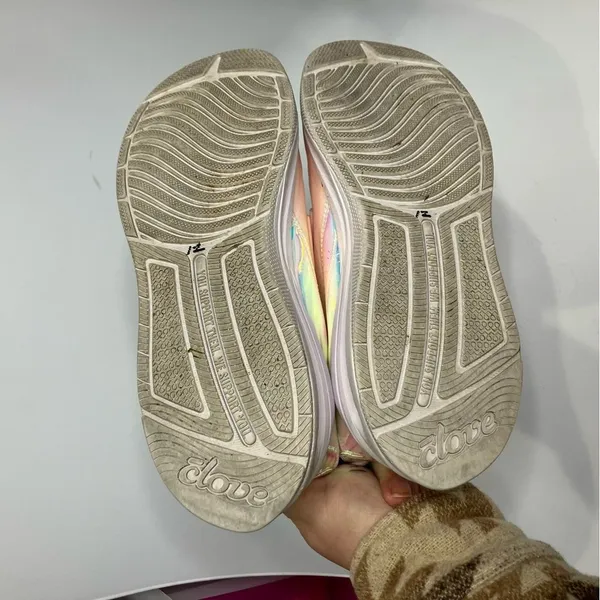Clove pink &‎ iridescent nursing shoes sneakers unisex sizing - Image 9