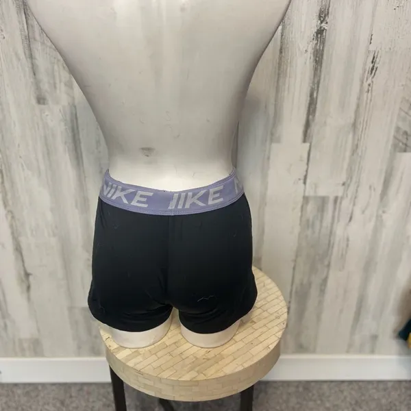 Nike Women’s Black Athletic Shorts with Lavender Logo Waistband Size XS - Image 3