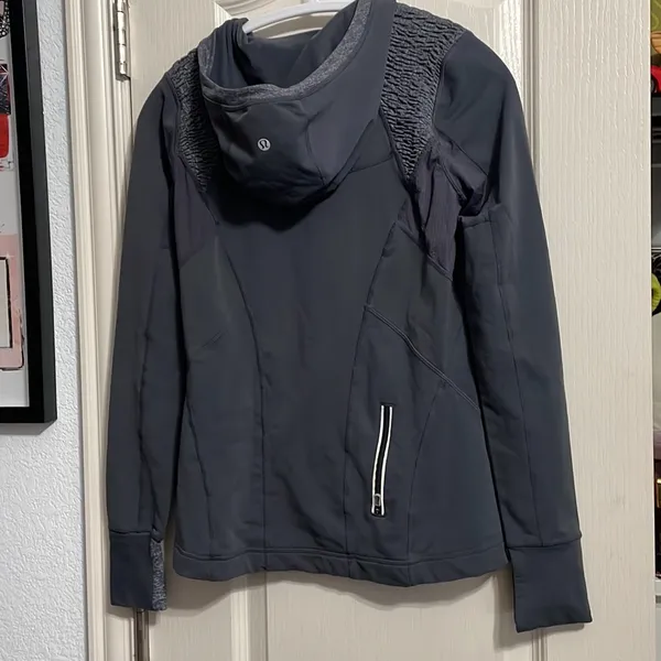 Lululemon Run: Alpine Gray‎ Long Sleeve Pullover Sweatshirt Athleisure Running - Image 3