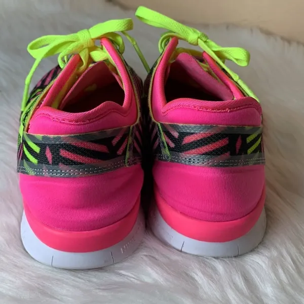 Nike Free Tr Fit 5 Pink Pow/Volt Black Athletic Shoes Size 7 - Image 4