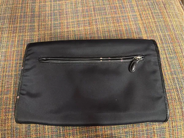Tumi Black Hanging Toiletry Bag - Image 2