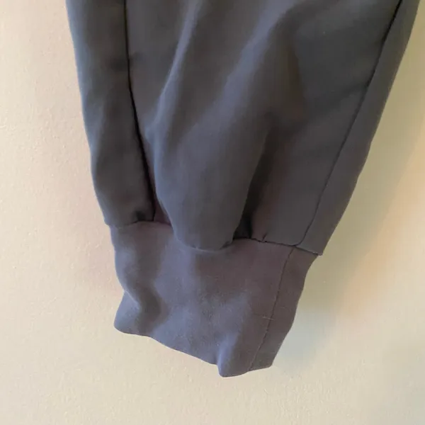 FIGS Space Gray Blue Mari Jogger Scrub Pants Uniform Women's size Small Tall - Image 5