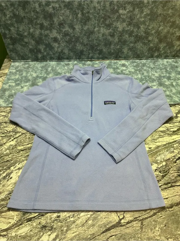 Patagonia Light Blue Women's Quarter-Zip Fleece Pullover XS - Image 4