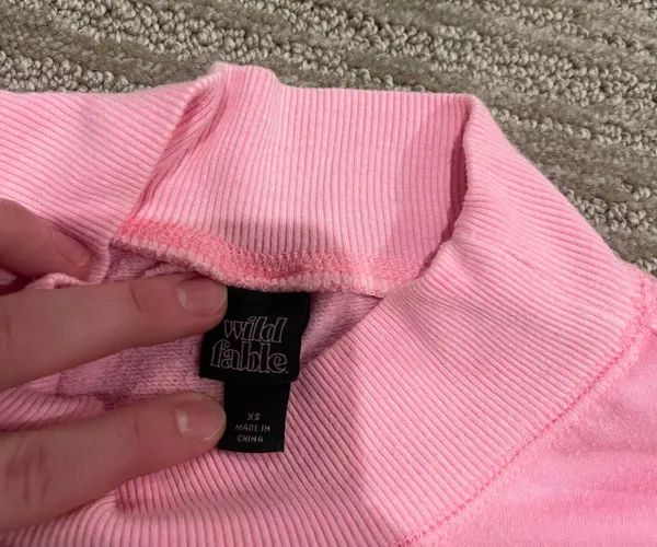 Cropped Sweatshirt - Image 2