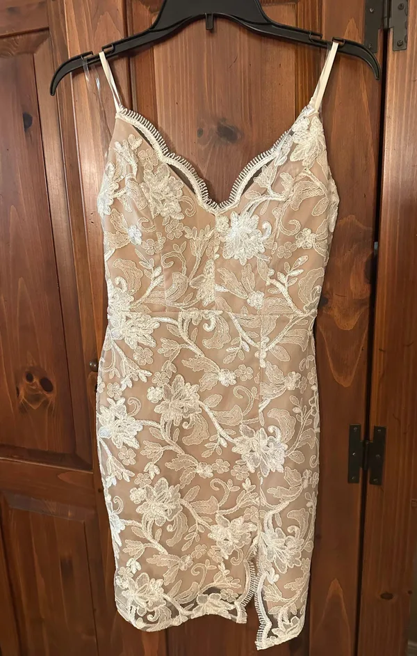 Lace Bodycon Cocktail Dress Tan Size M - Image 5