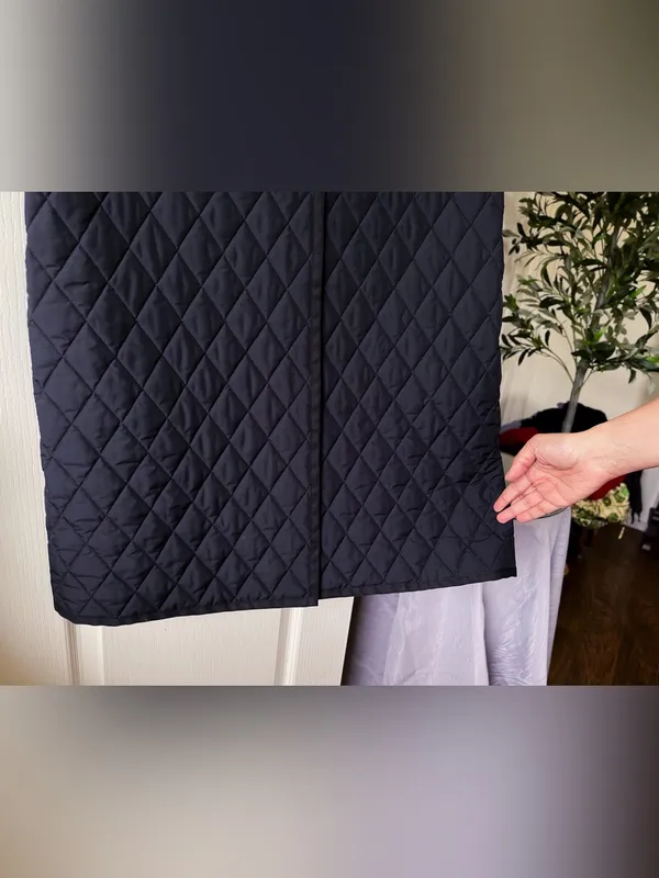 Weekend‎ MaxMara Long Quilted Hooded Puffer Coat Black 4 EUC - Image 2