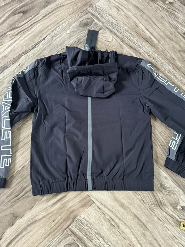 Alphalete Women’s EXP Tech Windbreaker- Black Matter, Size Small - Image 8
