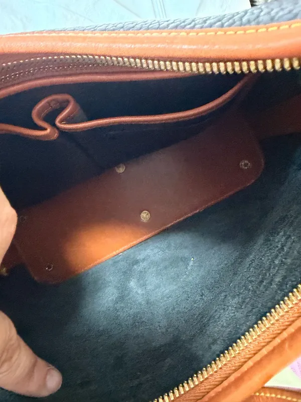 Downeast VINTAGE dooney and bourke leather purse - Image 9
