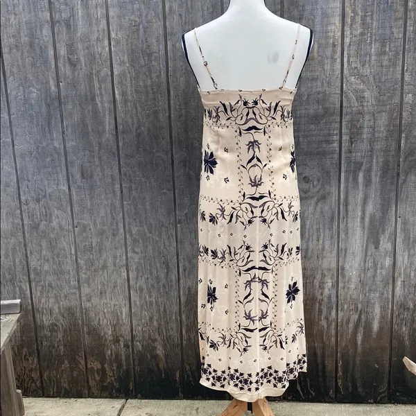 EUC Forever 21 Cream Slip Midi Dress Spaghetti Strap Cocktail Size 2 Whimsical - Image 7