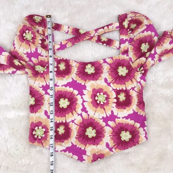 FREE PEOPLE Give Me‎ More Floral Crop Top Puff Sleeve Crisscross Back Small - Image 14