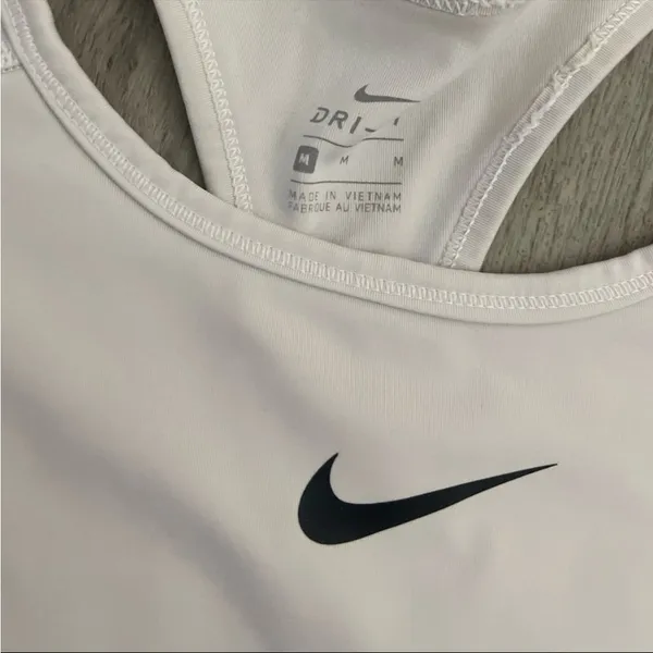 Nike Women's White Sports Bra - Image 2