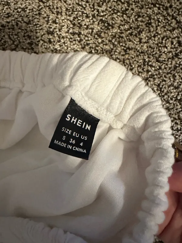 White linen beach shorts - Image 3