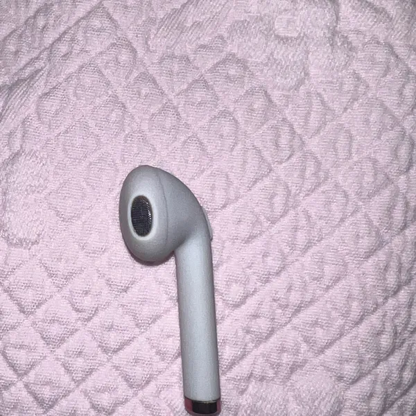 Tzumi Electric Candy Blush Soundmates Wireless Earbuds - Image 3