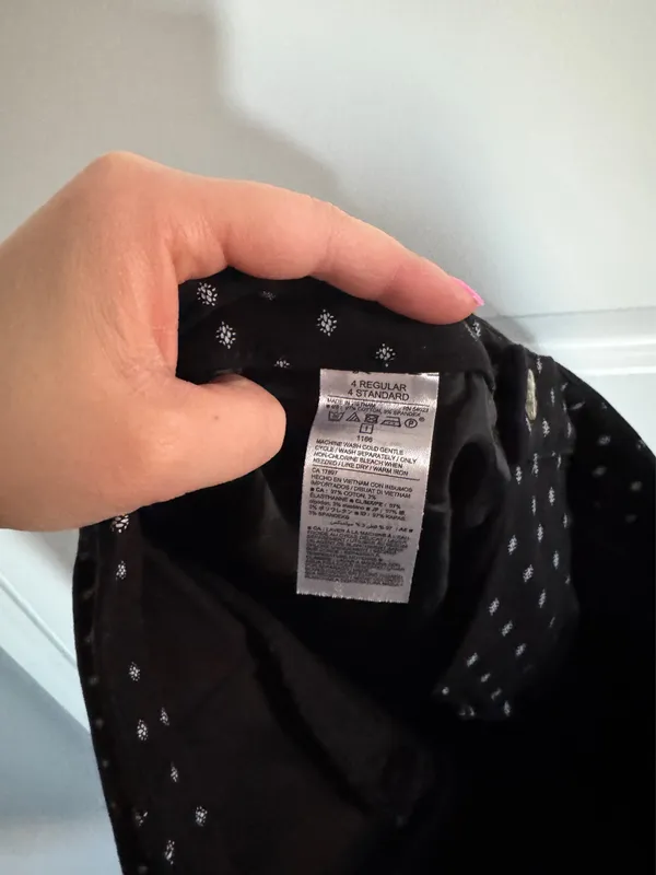 Old Navy Ankle Pants - Image 4