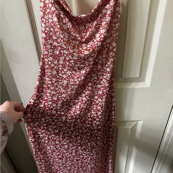 SHEIN Dark pink and White Floral Backless Dress - Image 2