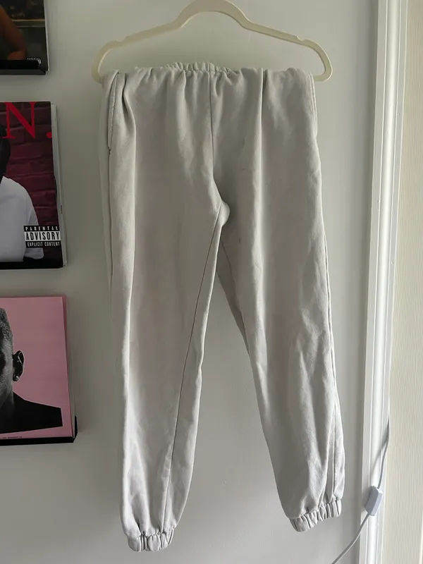 Brandy Melville Rosa Sweatpants - Image 2