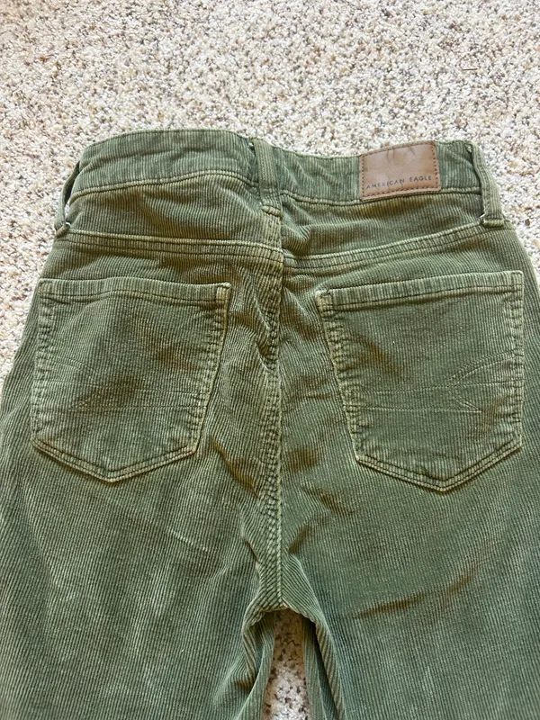 American Eagle Corduroy Jeans - Image 3