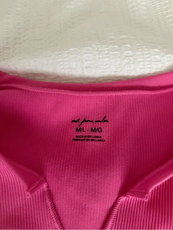 Urban Outfitters Hot Pink Ribbed Long Sleeve Crop Top - Image 2