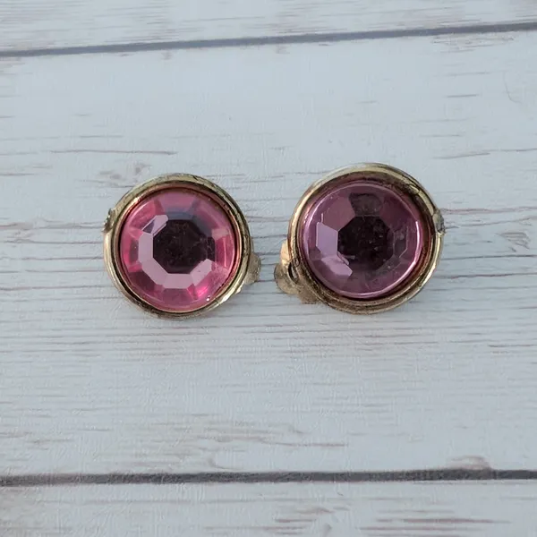 Vintage Clip On Earrings Pink & Gold Tone - Condition Issues - Image 2