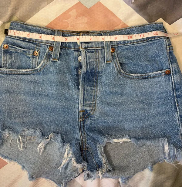 Women’s Distressed Levi’s Denim Shorts - Image 9