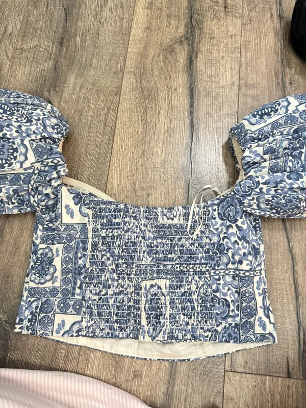 Abercrombie top - Image 4