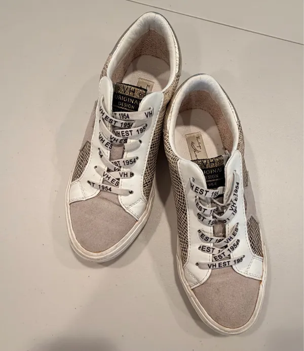 Vintage Havana | Grande snakeskin sneakers. Size: 7.5 - Image 6