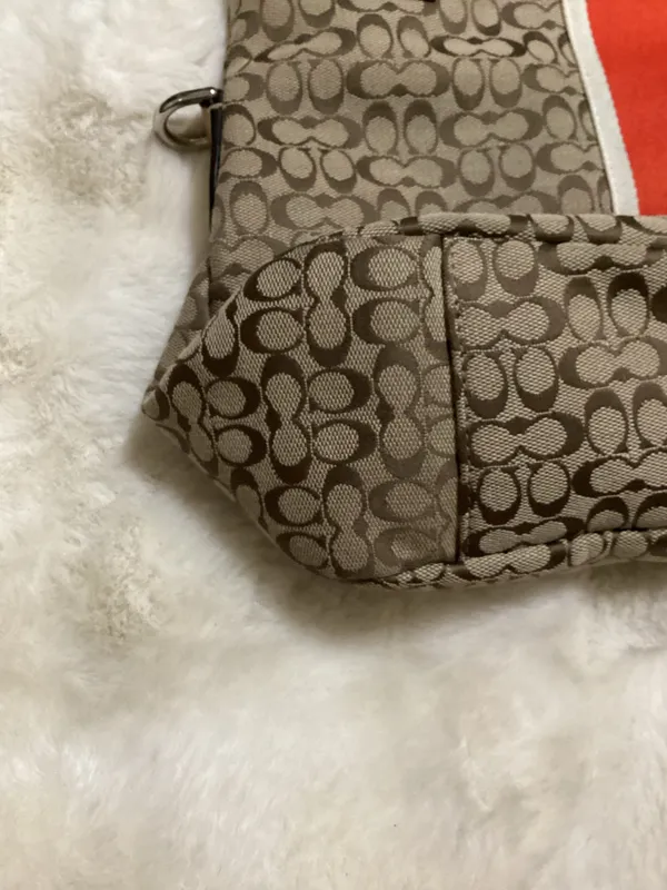 Coach Heritage Stripe Bag - Image 4