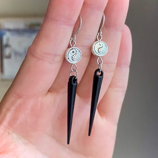 Handmade grunge punk funky edgy style yin yang & spike charms unique earringsψ(｀∇´)ψ🖤 - Image 2