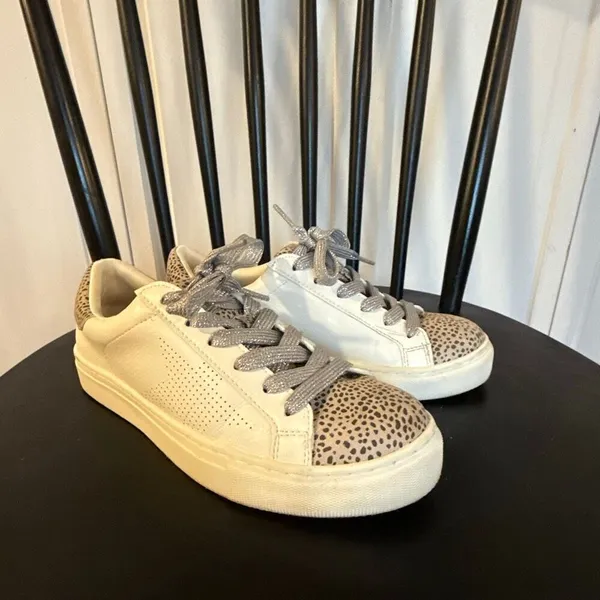 Universal Threads Cadey leopard and white sneakers 6 - Image 3