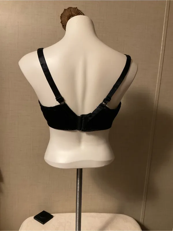 Everyday Black Support Bra - Image 3